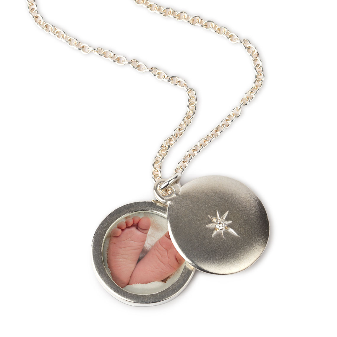Imagini pentru necklace with photo