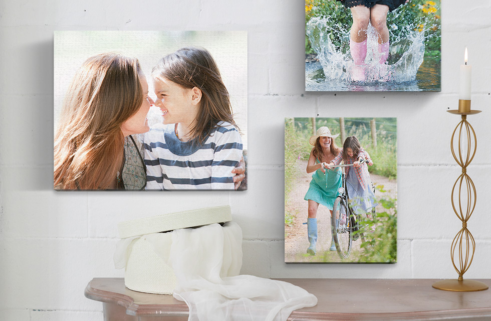 Decorate walls with Canvas Prints
