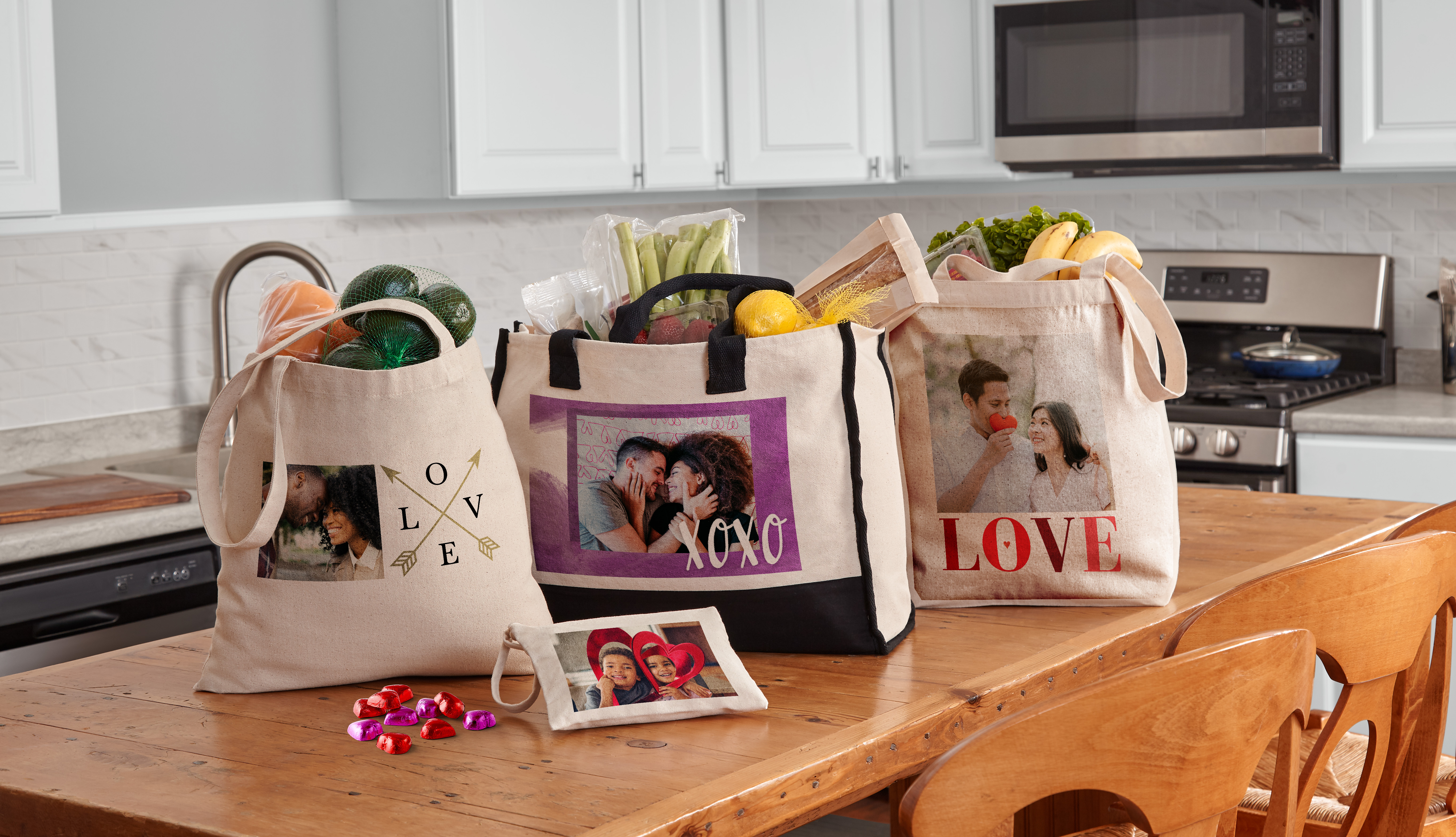 TOTE BAGS